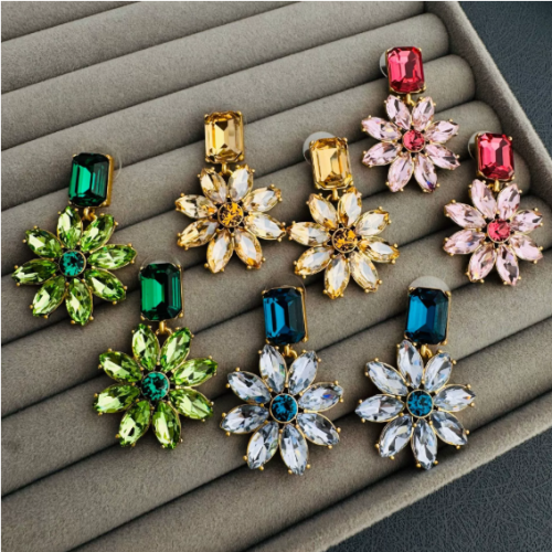 High-end women's earrings